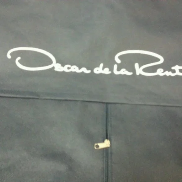 V-Day Gift Oscar De la Renta Red Cosmetics bag & garment bag travel storage 53