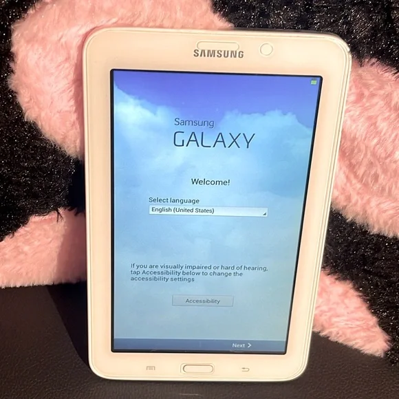 Samsung Galaxy Tab 3 lite SM – T110 8GB Wi-Fi 7inch white