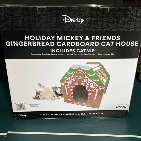 Disney Holiday Mickey & Friends Gingerbread Cardboard Cat House