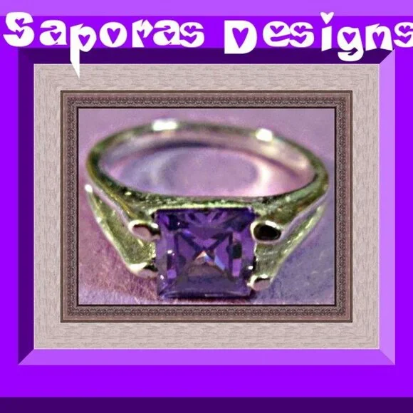 Size 5.5 Silver Tone Ring With Purple Crystal