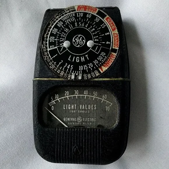 GE General Electric Vintage 1940s Photography Light Exposure Meter Model 8DW58Y4