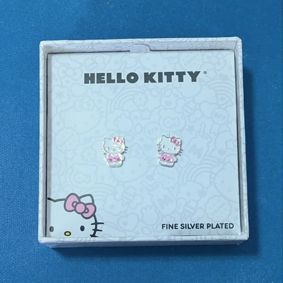 Hello Kitty Kitten Earrings NIB Silver Plated