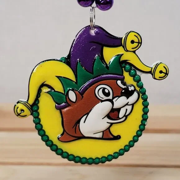 Buc-ee's Mardi Gras Beads - NWT. Comes from a smoke free home.