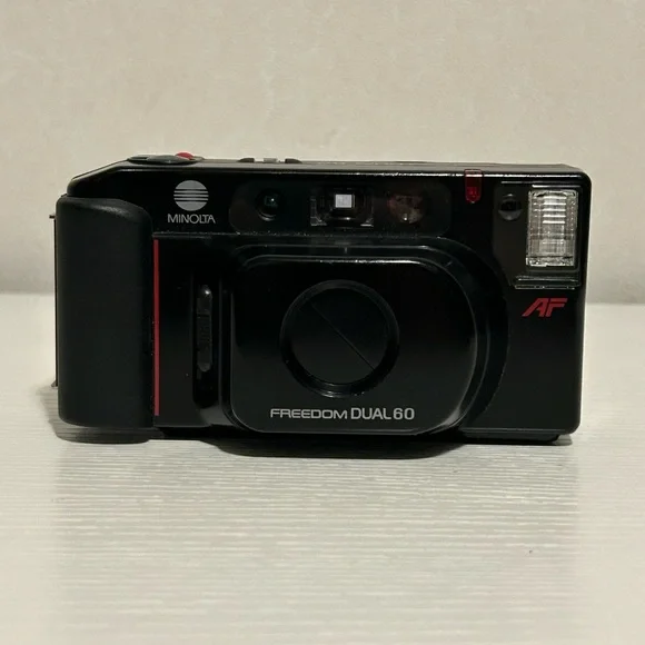 Minolta | Freedom Dual 60 Black Camera | With accessories