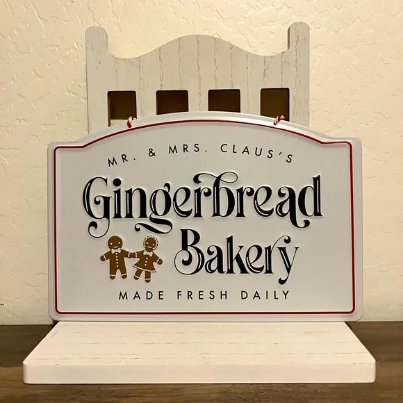 Target Bullseyes Playground Christmas Mr. & Mrs. Claus’s Gingerbread Bakery Sign