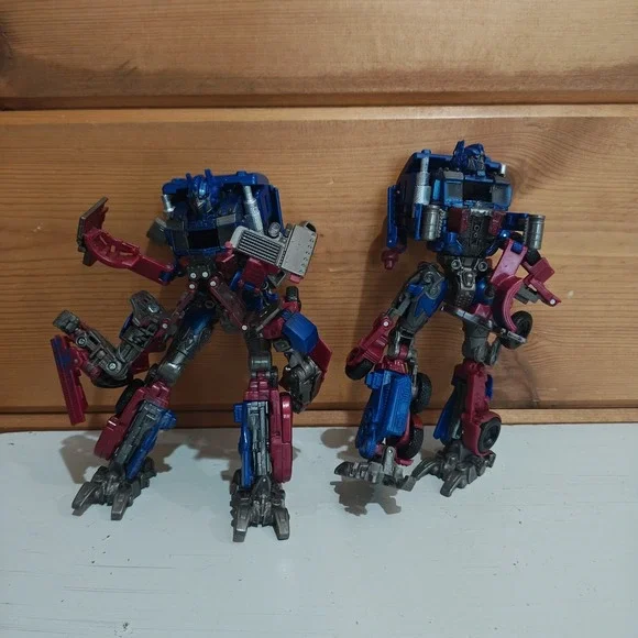 2 Incomplete Transformers Studio Series SS-05 Optimus Prime Voyager Class ZB3