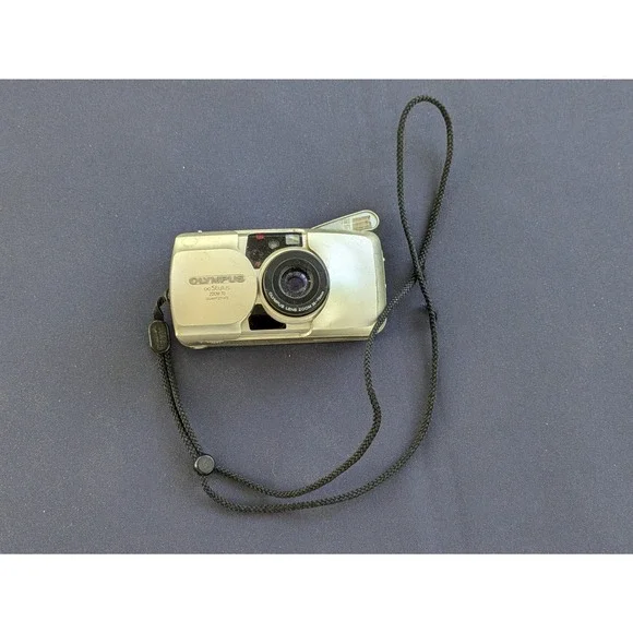 Olympus Infinity Stylus Zoom 70 35mm Film Camera Champagne Parts Repair