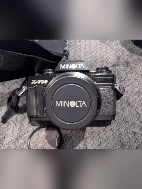 Minolta X-700 MPS SLR Film Camera Black w/ MD 50mm Lens, Filter, Strap, Case