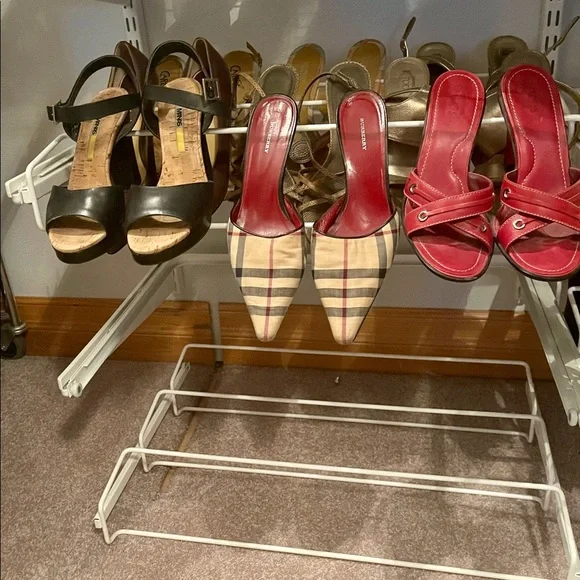Container Store 2’ ELFA Gliding Shoe Rack White for Heels