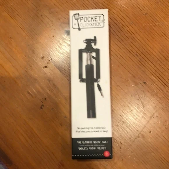 Pocket Click Stick. The Ultimate Selfie Tool.