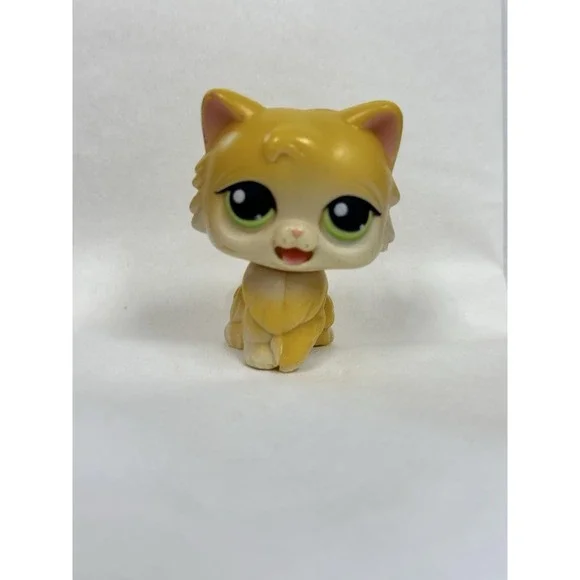 Littlest Pet Shop Hasbro 2005 Moving Tongue Yellow Cat Green Eyes Vintage Figure