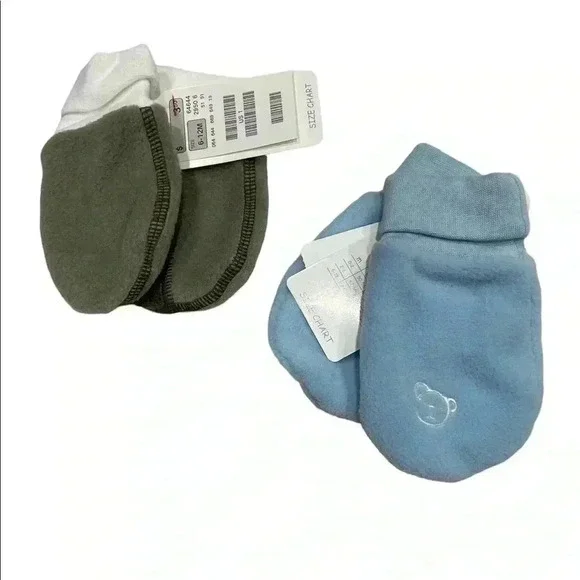 H&M 6-12M baby mittens set of 2