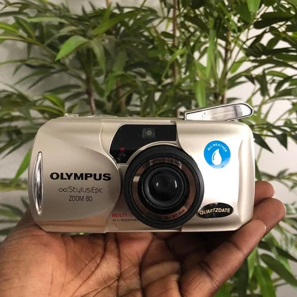 Olympus Stylus Epic Zoom 80 Film Point & Shoot Camera WORKS GREAT + Accessories