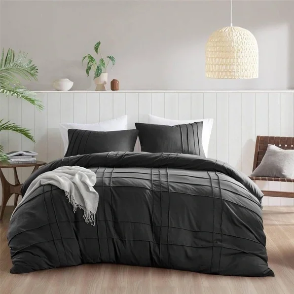 Today only NEW Design Black Pleated Duvet Full/Queen set