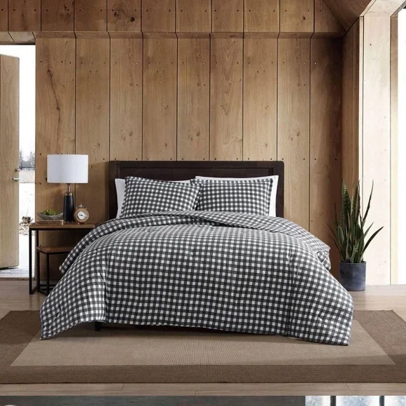 Today only! NWT Eddie Bauer Black and White Reversible Bedding Set.
