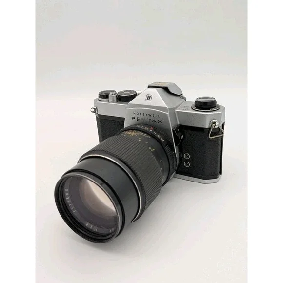 Vintage Asahi Pentax SP1000 35mm SLR Film Camera w/ Auto Tele-Lentar 135mm Lens