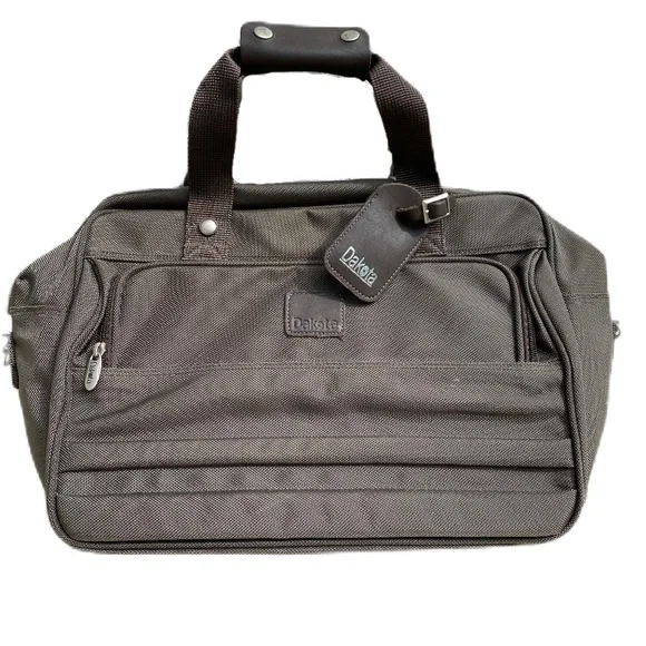 Dakota Metro luggage East West 16