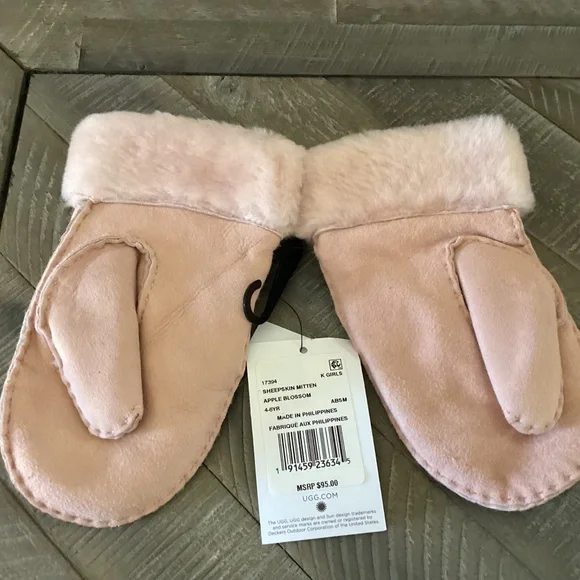 UGG® UGG Genuine Shearling Lined Mittens (Girls) 4-6 YR