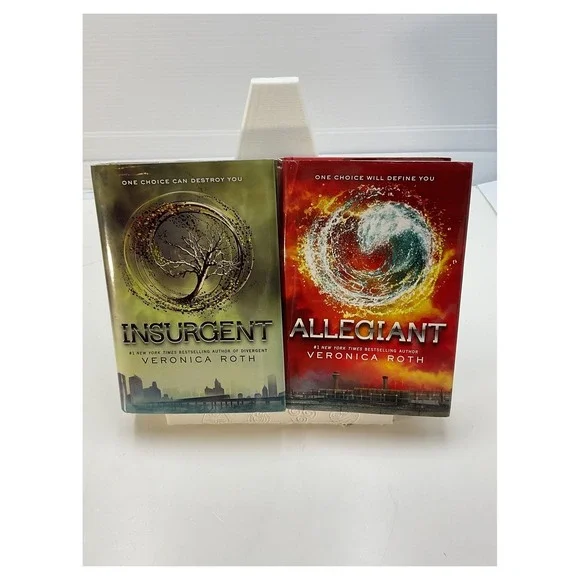 Insurgent‎ and Allegiant Hardcover Book Set by Veronica Roth
