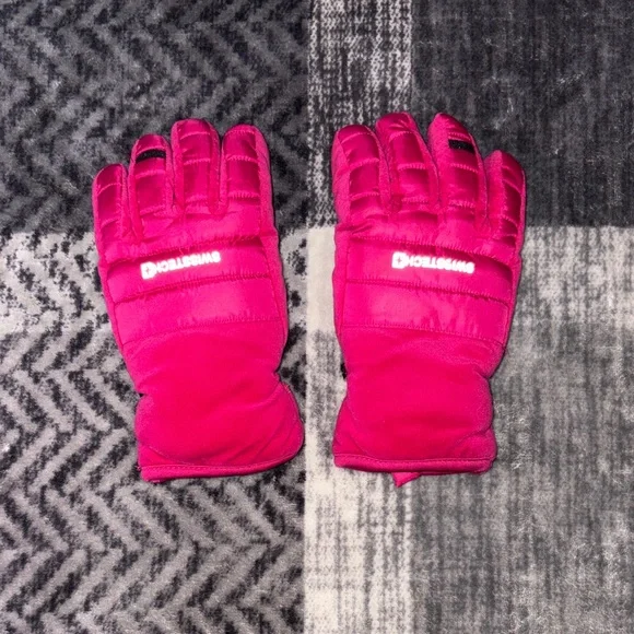 🦋Swiss Tech Kids Vibrant Pink Insulated Mittens
