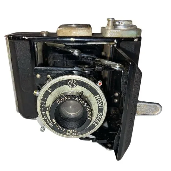 Zeiss Ikon Camera With Novar Anastigmat