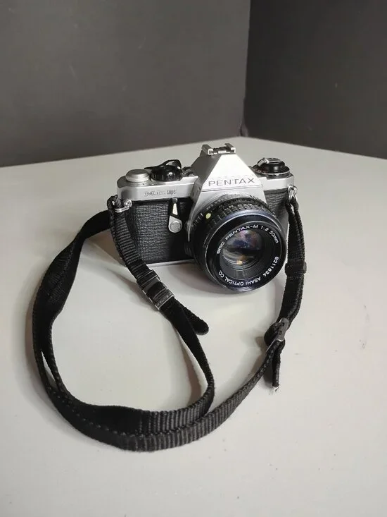 Pentax ME Super 35mm SLR Film Camera – Asahi Pentax Made in Japan