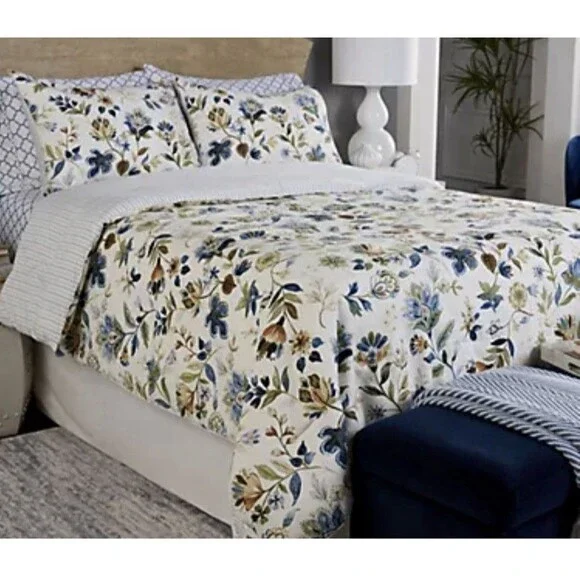 Home Reflection Reversible Jacobean Floral Comforter Set Cool Floral - Full