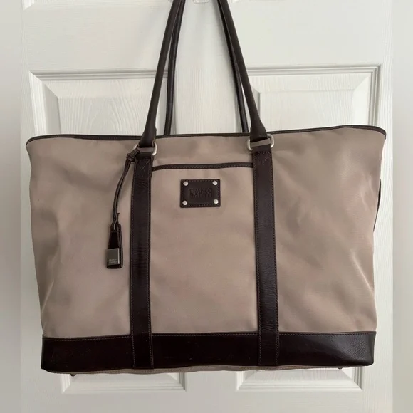 FRANCO SARTO CANVAS & LEATHER WEEKENDER SOLID BOTTOM LENGTH 21” BY 12”