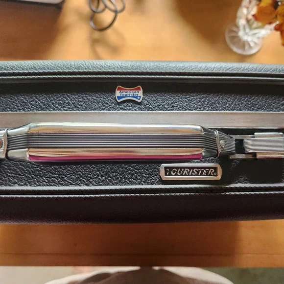 VTG American Tourister Dark Gray Briefcase Attache Hard Shell Luggage No Key