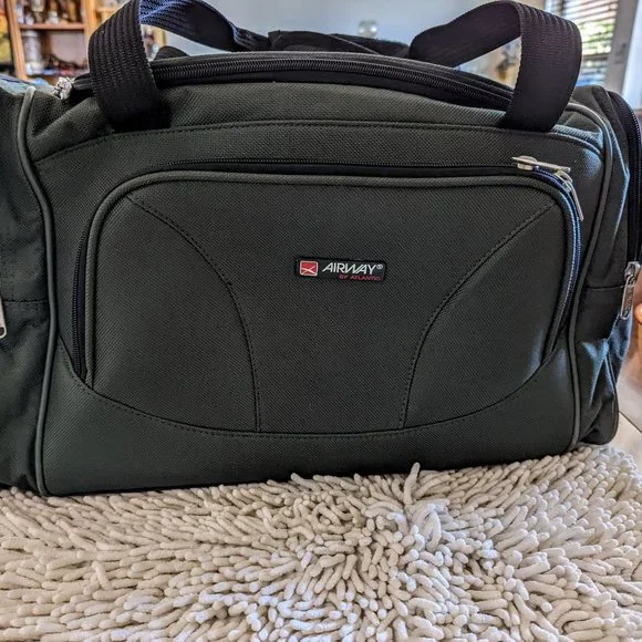 Airway By Atlantic Nylon Carry On Green Luggage Bag (Unisex)