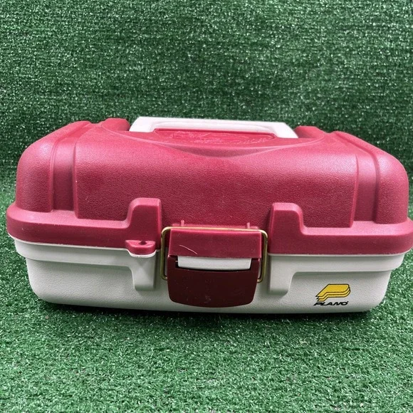 PLANO Model 6101 Red White Fishing Tackle Box w/ 1 Lift Up Tray