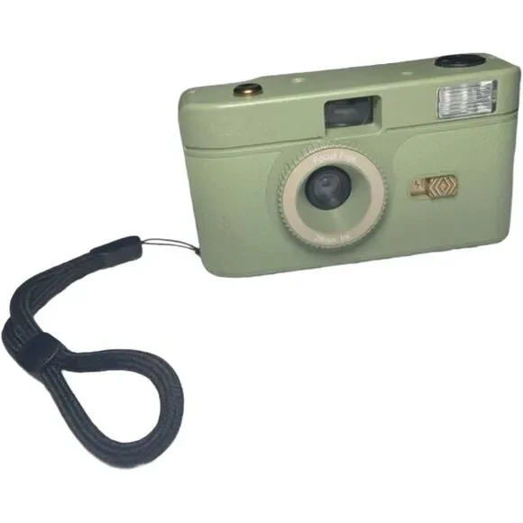 Heyday 35mm Reusable Film Camera Jade Green w/ Built‑In Flash Point and Shoot