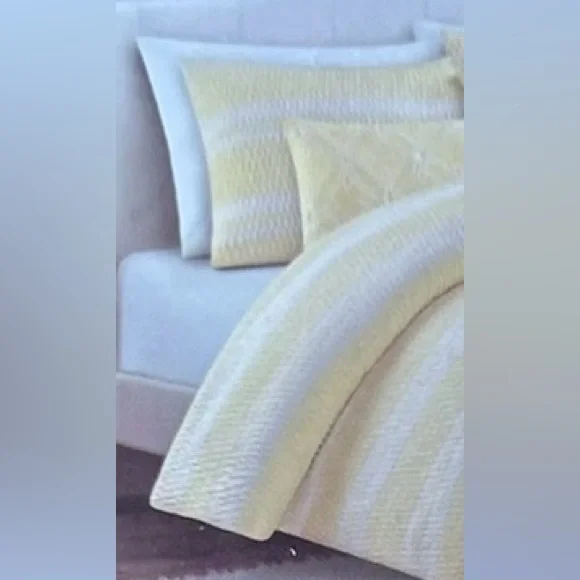 CLOTH & CANOPY Yellow White Stripe Queen Comforter Set 3pc #0911245