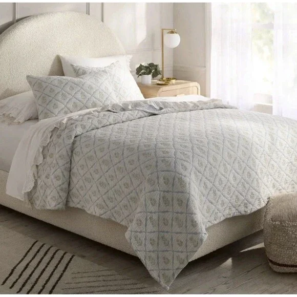 3pc Full/Queen Reversible Lightweight Matelasse Quilt & Shams Set Cottage Floral