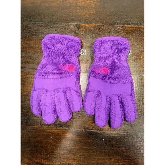 The North‎ Face Kids Purple Fuzzy Fleece Gloves with Pink Logo Size M