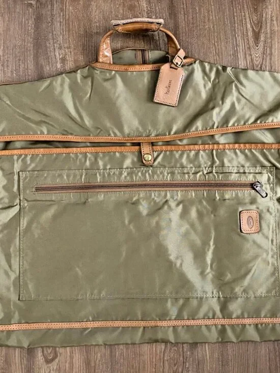Hartmann Luggage Garment Suit Bag Vintage Style Old Money Design Brown Leather