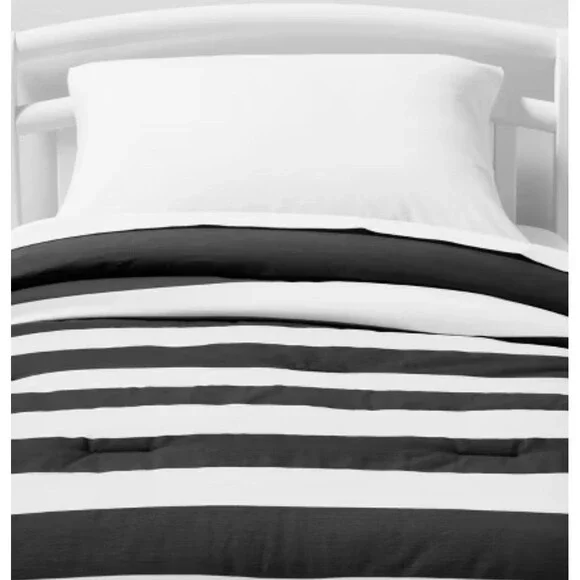 Toddler Rugby Striped Cotton Kids' Comforter Navy - Pillowfort