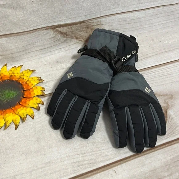 Columbia Youth Ski Gloves Winter Snow Gray Black Adjustable Strap Small