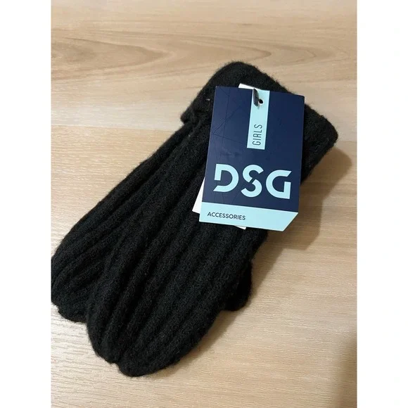 NWT DSG Girl's OS Core Rib Mittens Black Winter Snow Soft‎ New Youth Size