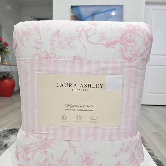 Laura Ashley Pink Bow Queen Comforter Set