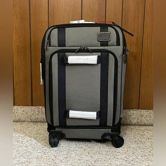 TUMI Merge International Front Lid Four-Wheel Carry-On