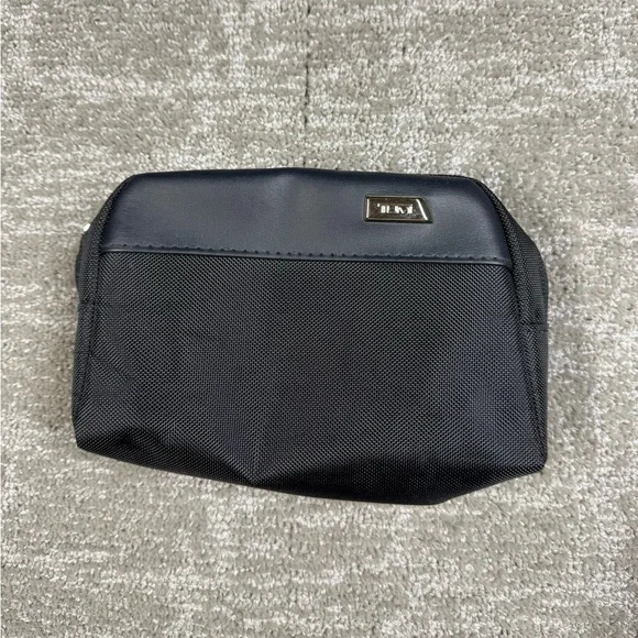 Tumi For Delta Small Dark Navy Blue Toiletry Travel Bag