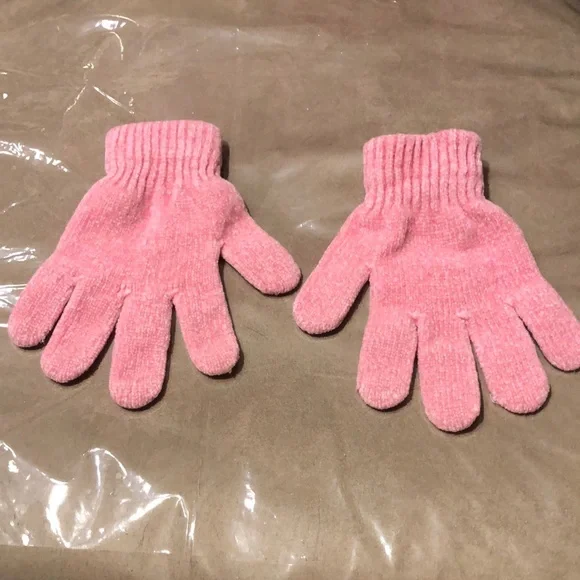 Girls Pink Gloves