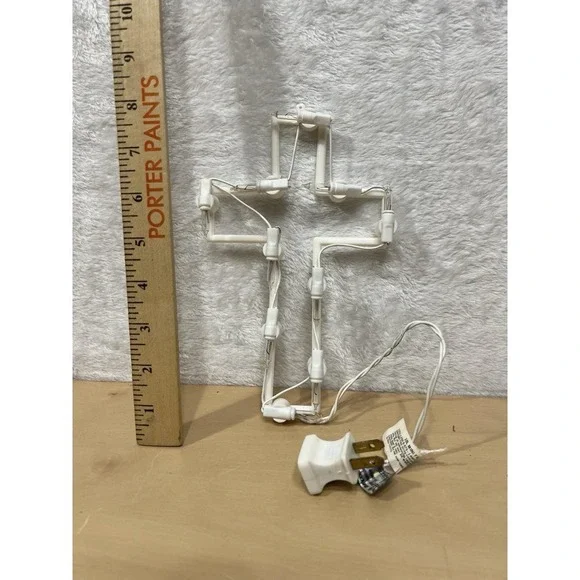 Lighted Wall Cross Plug-In Night Light White Plastic Mini Bulbs Tested Working