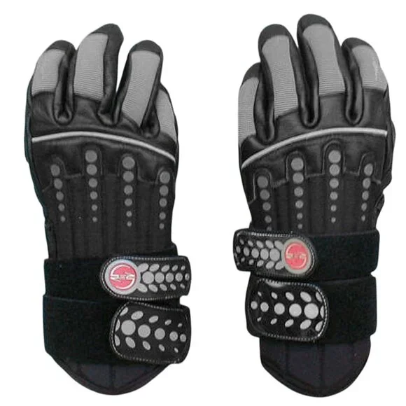 NEW Red by Burton Snowboards Kids Impact Gloves! XS Sm Back Spines Wrist Guard