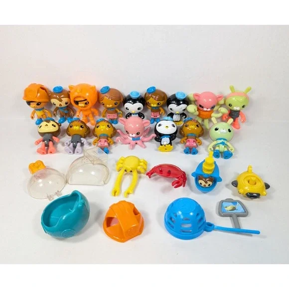 Octonauts 16 Figures and Accessory Lot Dashi Kwazii Peso Shellington Barnacles