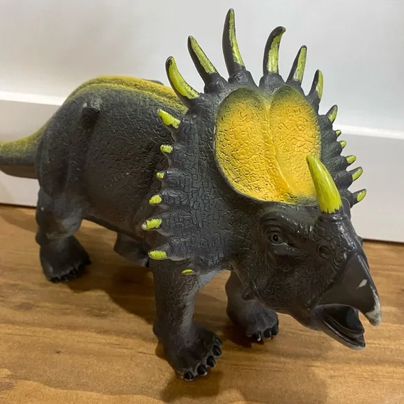 Styracosaurus 2013 Toy Major‎ Trading 2013 Rubber Dinosaur