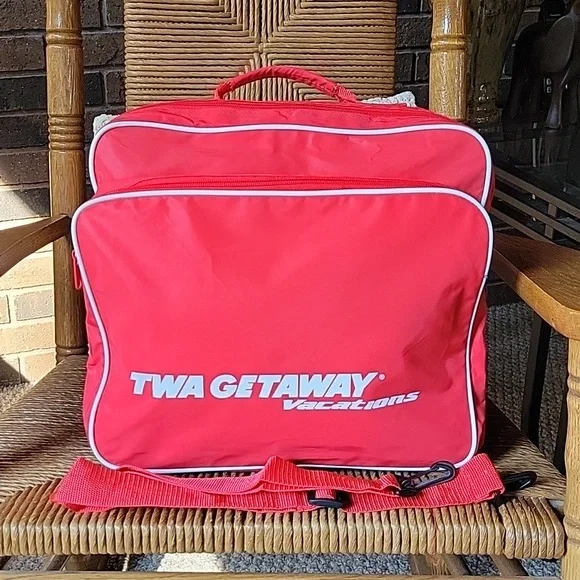 TWA GETAWAY Vacations travel bag