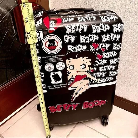 NWT Gorgeous Betty Boop 25” Luggage Suitcase Black White Spinner Hard Shell Set