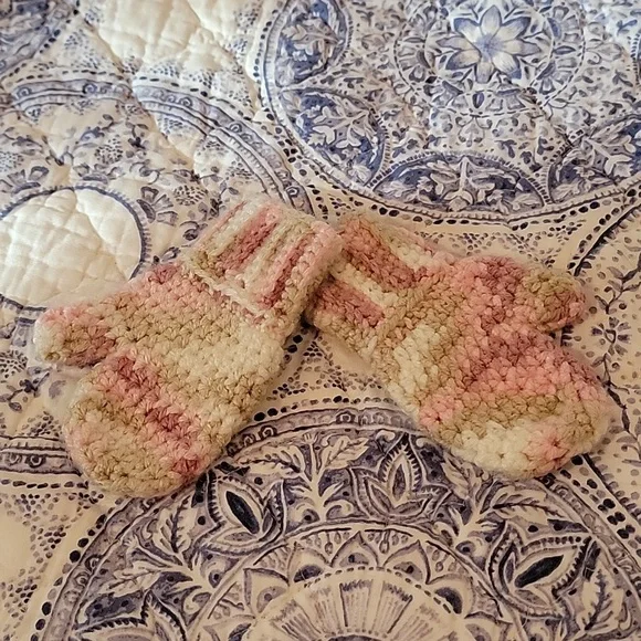 New Baby Mittens